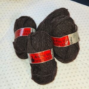 Alafoss Lopi, fine wool knitting Iceland yarn dark Heather brown 4 skeins